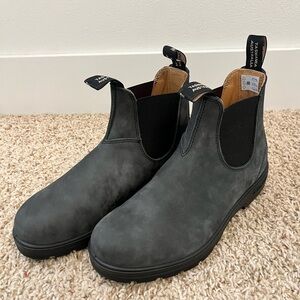 NWT Blundstone Classics Rustic Black Style #587